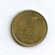 2000 донг 2003 года (9837)