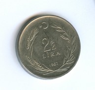 2 1/2 лиры 1962 года  (есть 1963 год) (2387)