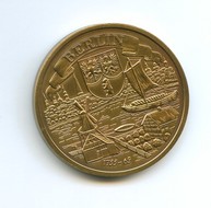 Настольная медаль Германии     "Основание Берлина"  (2463)