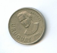 10 новых песо 1981 года (7303)